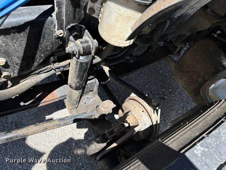 image for item ML9169 2011 Ford F750 Super Duty  box truck