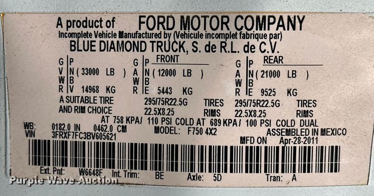 image for item ML9169 2011 Ford F750 Super Duty  box truck