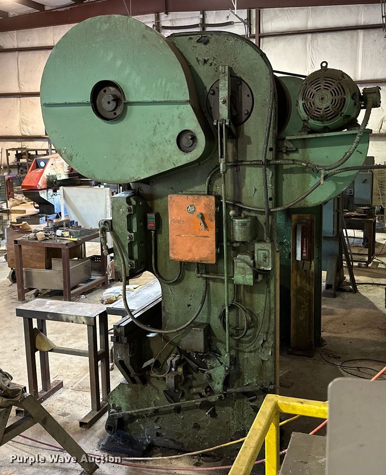 image for item ML9171 Chicago 406D  press brake