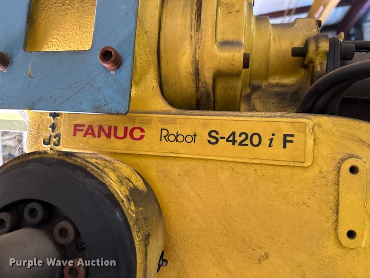 image for item ML9176 (2) Fanuc S-420iF six-axis robots