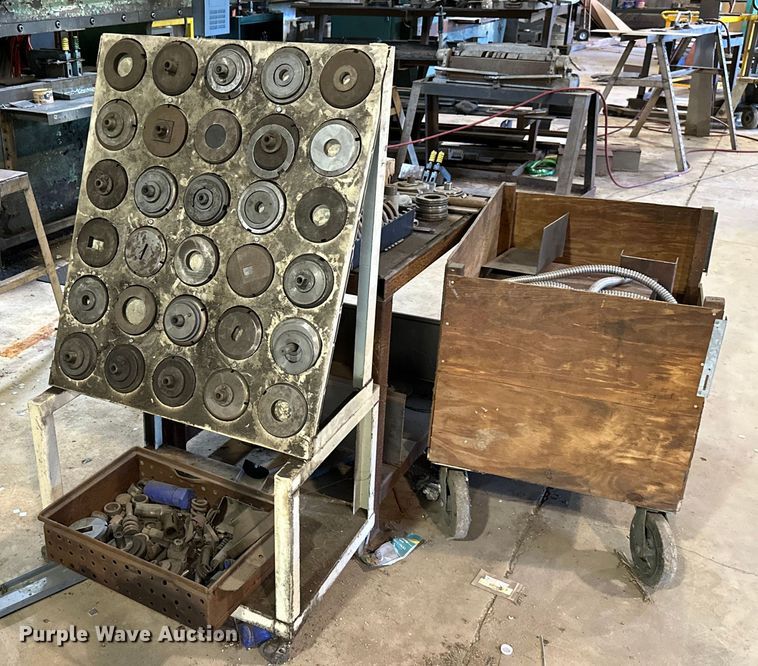 image for item ML9177 Approximately 30 dies