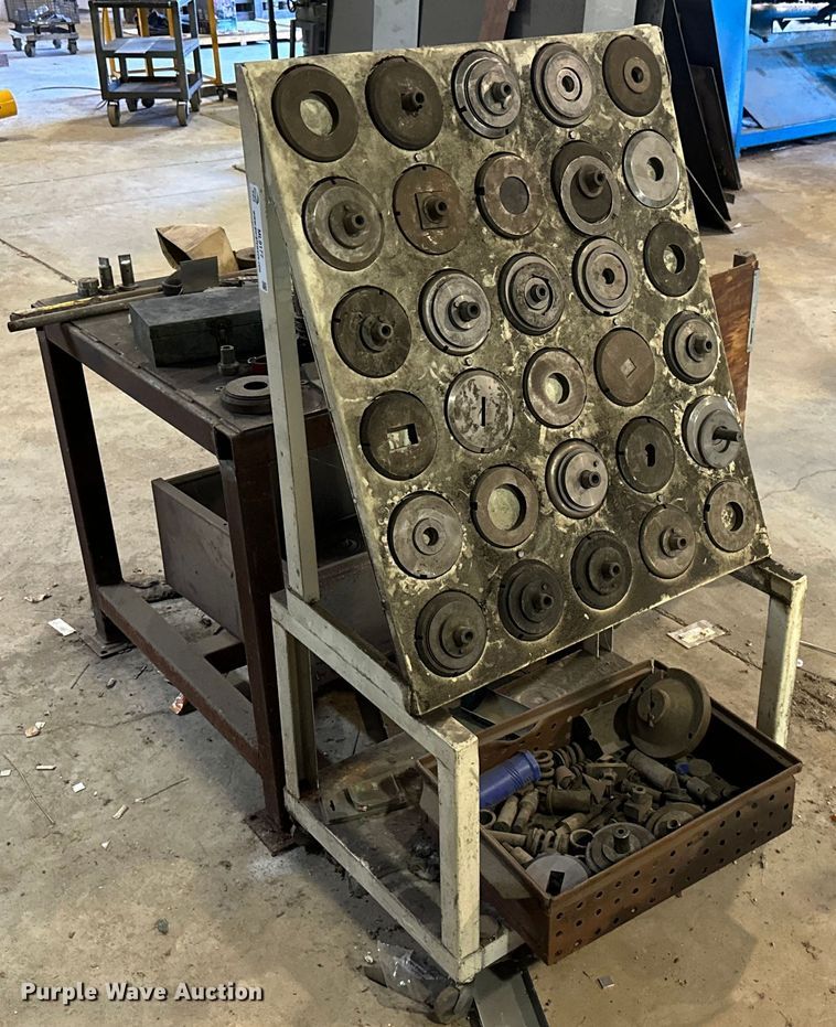 image for item ML9177 Approximately 30 dies