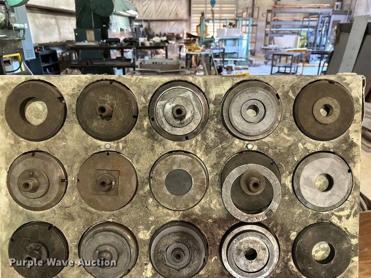 image for item ML9177 Approximately 30 dies