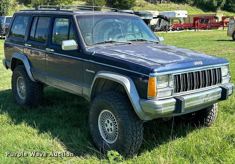 image for item ML9191 1996 Jeep Cherokee  SUV