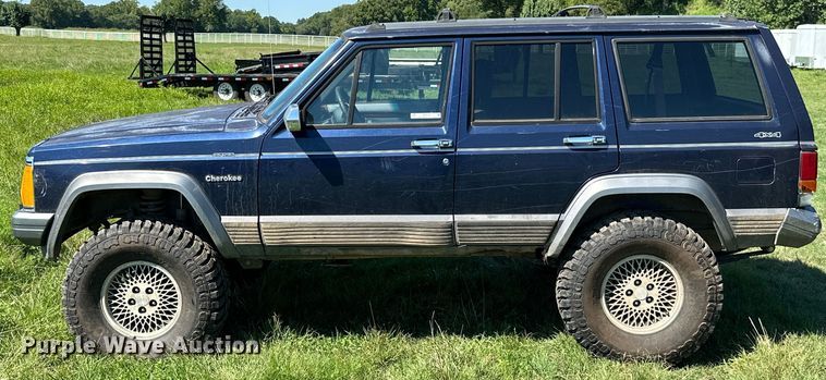 image for item ML9191 1996 Jeep Cherokee  SUV