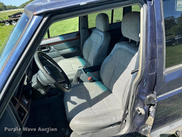 image for item ML9191 1996 Jeep Cherokee  SUV