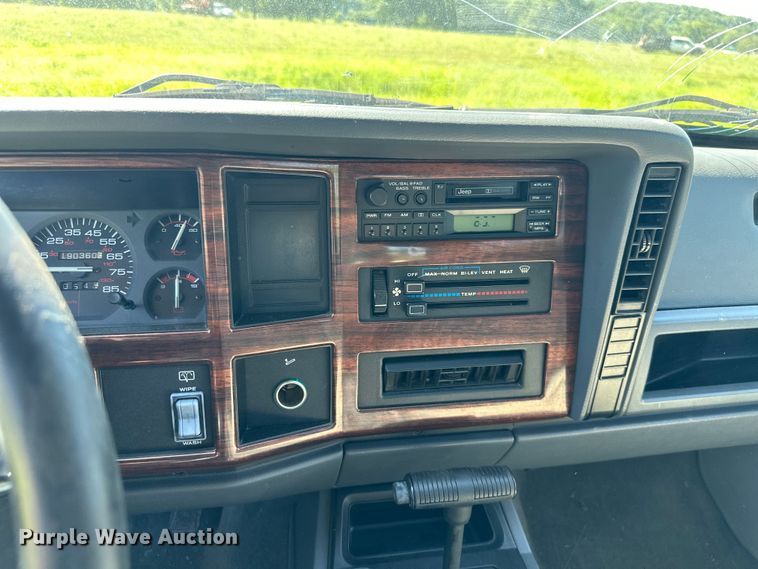 image for item ML9191 1996 Jeep Cherokee  SUV