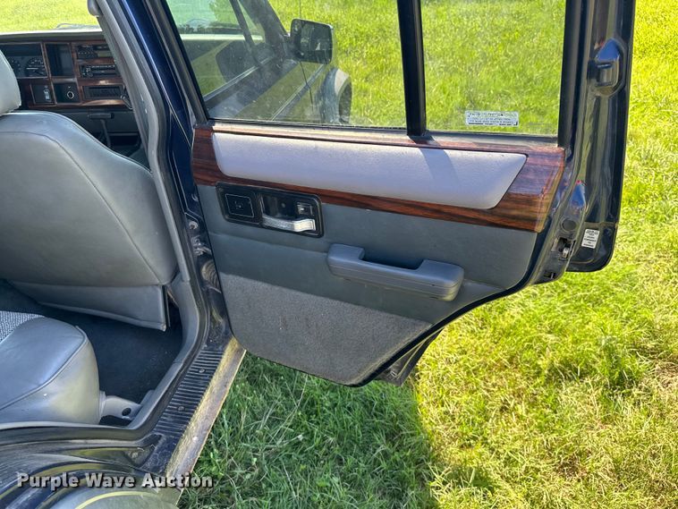 image for item ML9191 1996 Jeep Cherokee  SUV