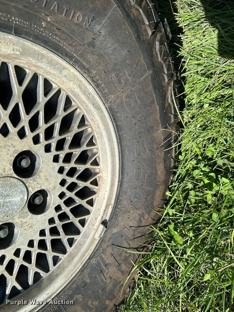 image for item ML9191 1996 Jeep Cherokee  SUV