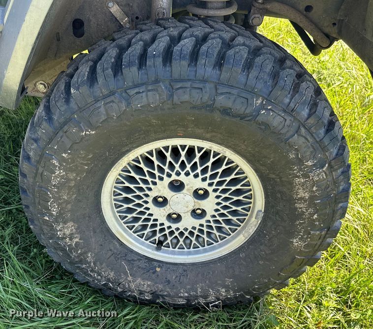 image for item ML9191 1996 Jeep Cherokee  SUV