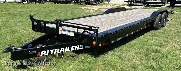 image for item ML9194 2022 PJ B8282  equipment trailer