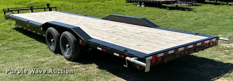 image for item ML9194 2022 PJ B8282  equipment trailer