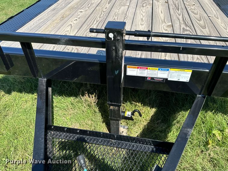 image for item ML9194 2022 PJ B8282  equipment trailer