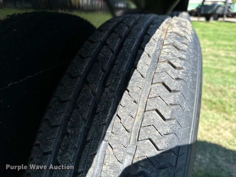 image for item ML9194 2022 PJ B8282  equipment trailer