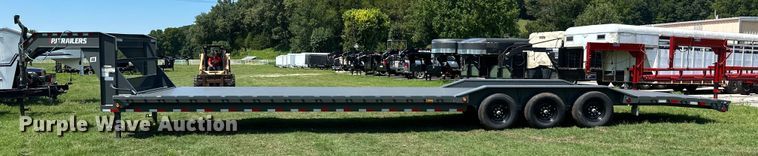 image for item ML9199 2023 PJ Trailers B8403  equipment trailer