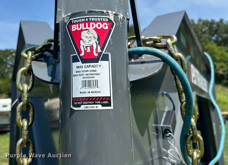 image for item ML9199 2023 PJ Trailers B8403  equipment trailer