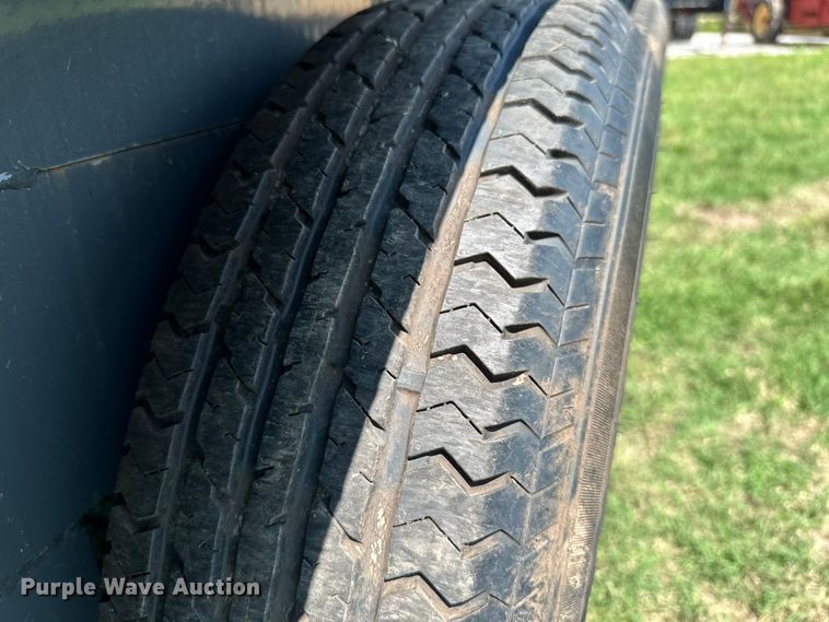 image for item ML9199 2023 PJ Trailers B8403  equipment trailer