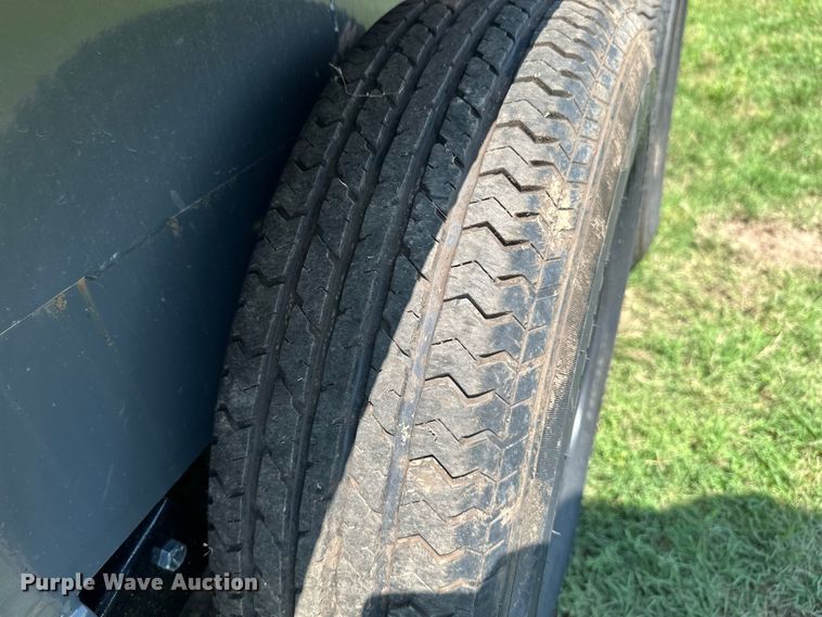 image for item ML9199 2023 PJ Trailers B8403  equipment trailer