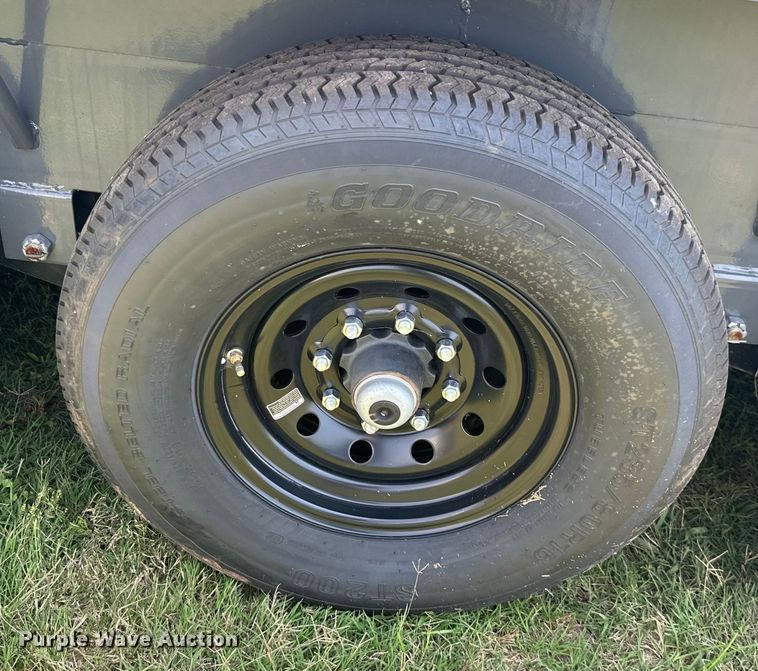 image for item ML9199 2023 PJ Trailers B8403  equipment trailer