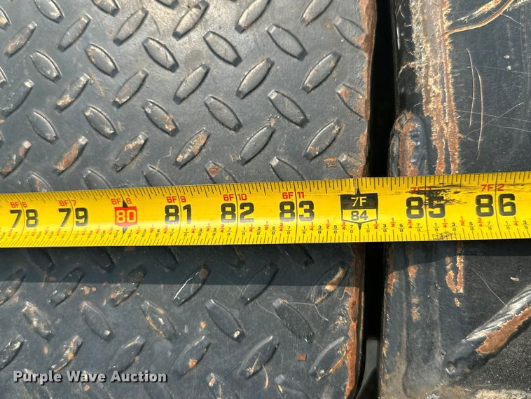 image for item ML9213 2018 Chevrolet Silverado 3500HD  bale bed pickup truck