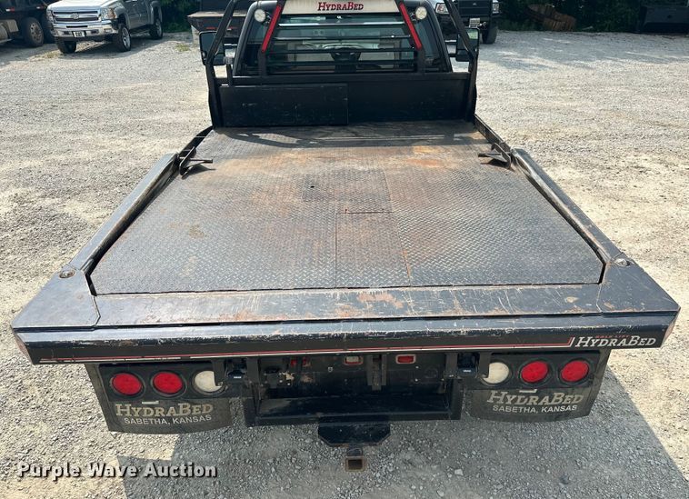 image for item ML9213 2018 Chevrolet Silverado 3500HD  bale bed pickup truck