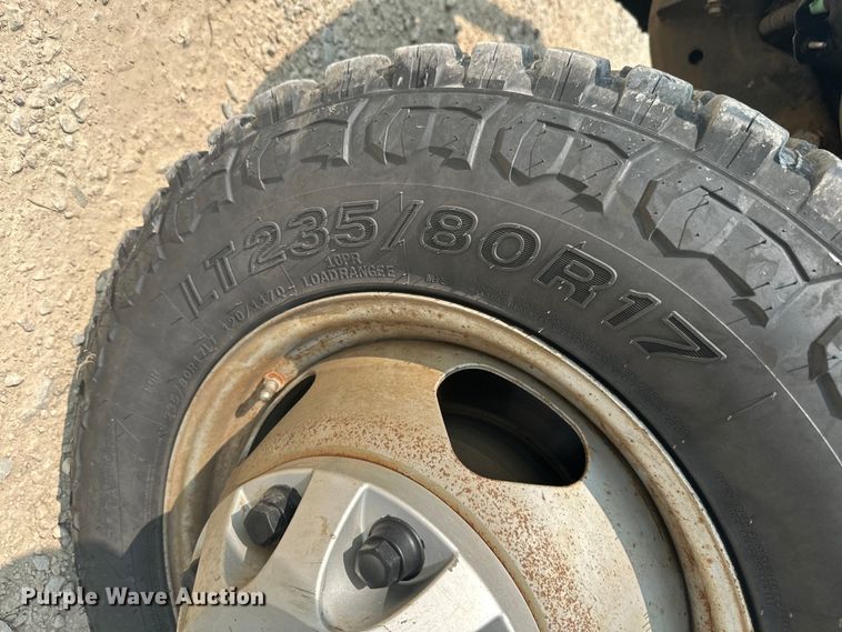 image for item ML9213 2018 Chevrolet Silverado 3500HD  bale bed pickup truck