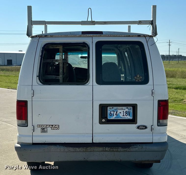 image for item ML9214 1998 Ford E250  van