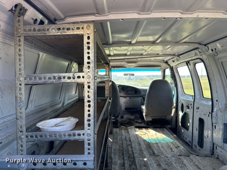 image for item ML9214 1998 Ford E250  van