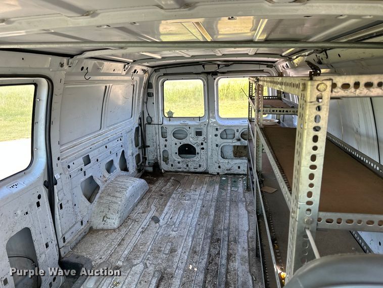 image for item ML9214 1998 Ford E250  van