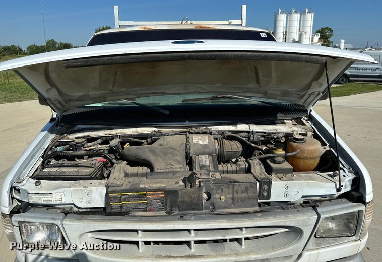 image for item ML9214 1998 Ford E250  van