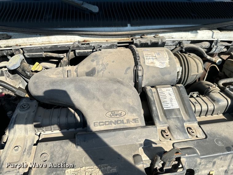 image for item ML9214 1998 Ford E250  van