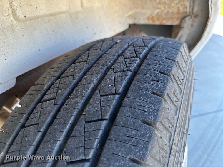 image for item ML9214 1998 Ford E250  van