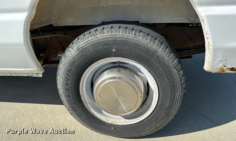 image for item ML9214 1998 Ford E250  van