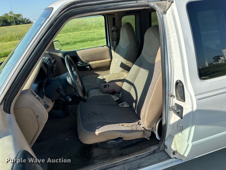 image for item ML9215 2000 Ford Ranger XLT  SuperCab pickup truck