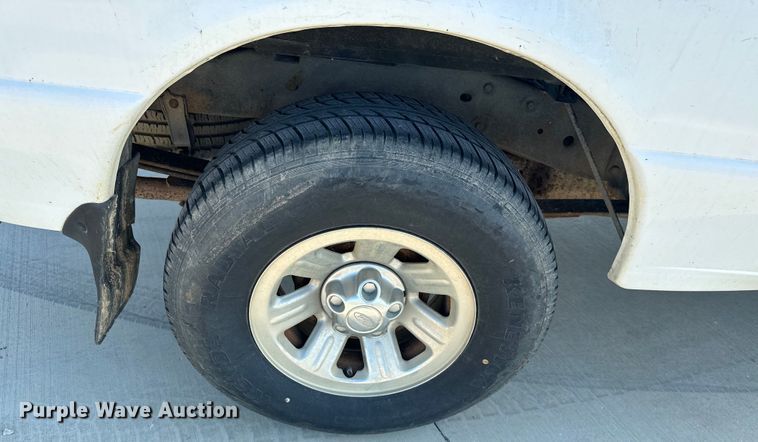 image for item ML9215 2000 Ford Ranger XLT  SuperCab pickup truck