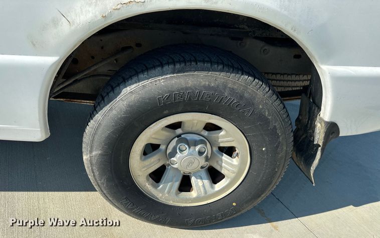 image for item ML9215 2000 Ford Ranger XLT  SuperCab pickup truck