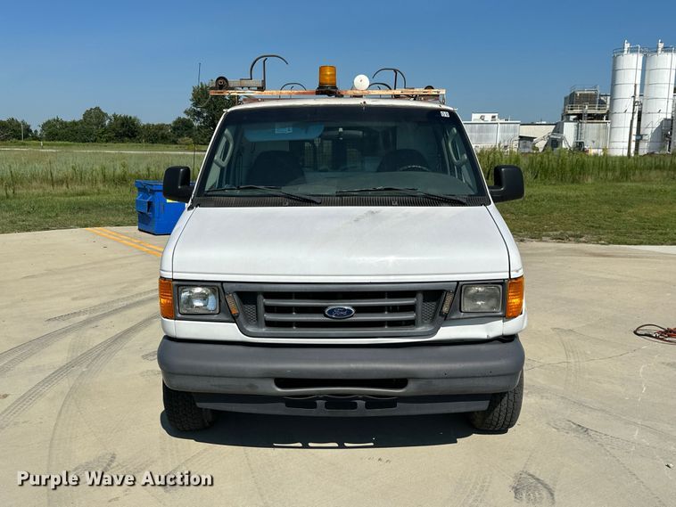 image for item ML9217 2006 Ford E250  van