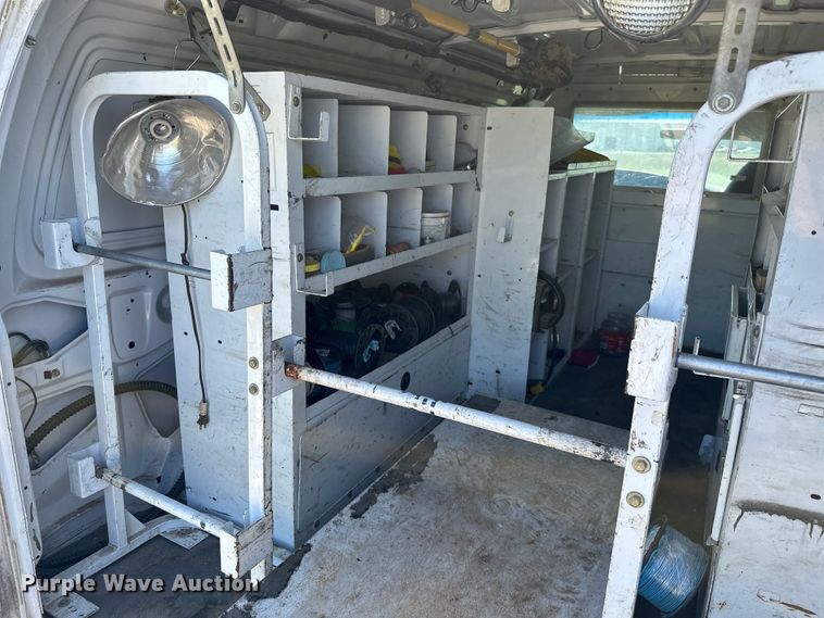 image for item ML9217 2006 Ford E250  van