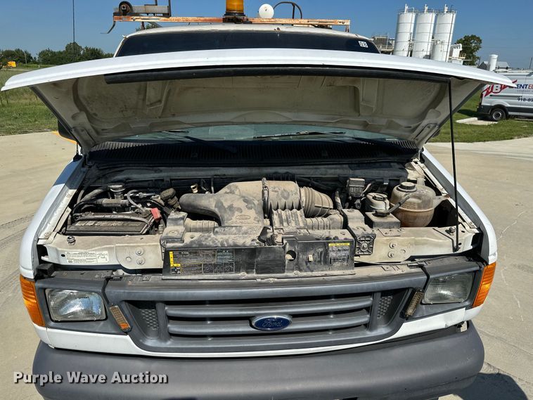 image for item ML9217 2006 Ford E250  van