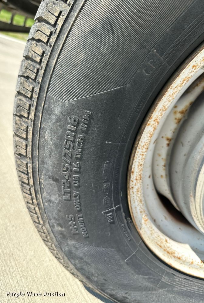 image for item ML9217 2006 Ford E250  van