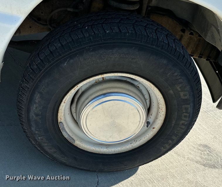 image for item ML9217 2006 Ford E250  van