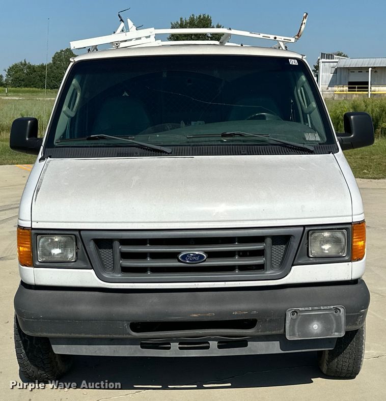 image for item ML9219 2005 Ford E250  van