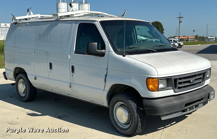 image for item ML9219 2005 Ford E250  van