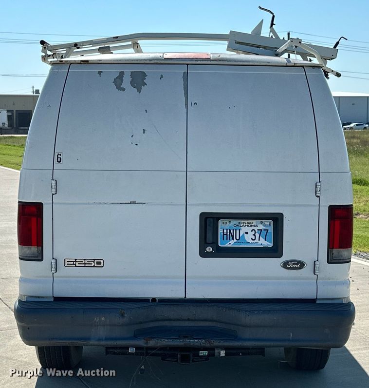 image for item ML9219 2005 Ford E250  van