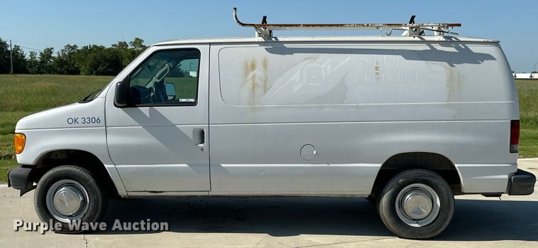 image for item ML9219 2005 Ford E250  van