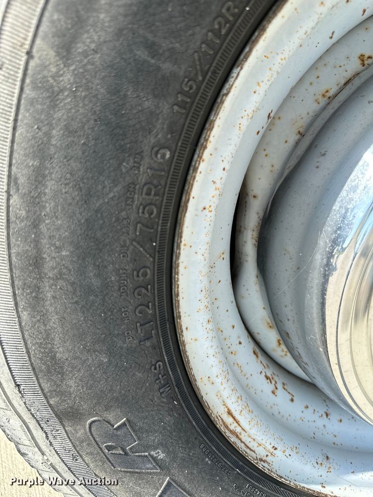 image for item ML9219 2005 Ford E250  van