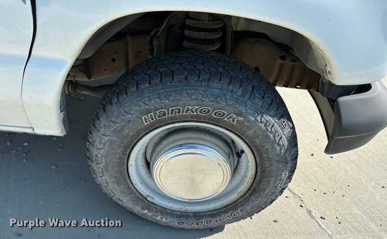 image for item ML9219 2005 Ford E250  van