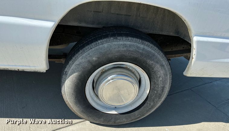 image for item ML9219 2005 Ford E250  van