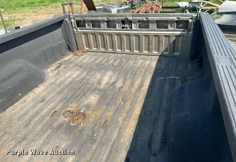 image for item ML9221 2000 Ford F350 Super Duty  pickup truck