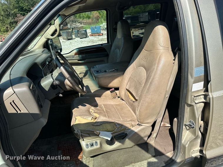 image for item ML9221 2000 Ford F350 Super Duty  pickup truck